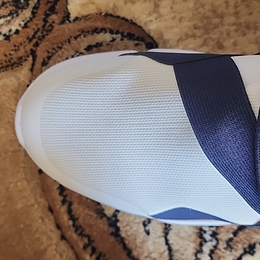 Women 👟 - Picture 8 of 8